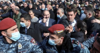 Ermenistan’da Darbenin Ayak Sesleri: Neden Şimdi? Yarın Ne Olacak?